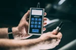 Miernik grubości lakieru Blue Technology E-12-S-AL (stal + aluminium) – zdjęcie 3